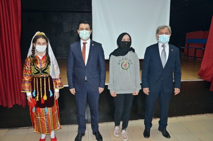 Günyüzü’de İstiklal Marşının kabulünün 100. yılı kutlandı