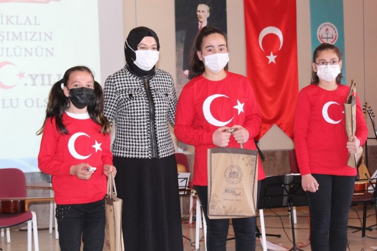 İstiklal Marşı’nın Kabulünün 100. Yılı’nda ‘Kahramanlık Türküleri”