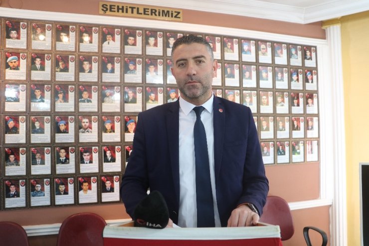 Şehit kardeşi Deveci, görevi Hızal’dan devraldı