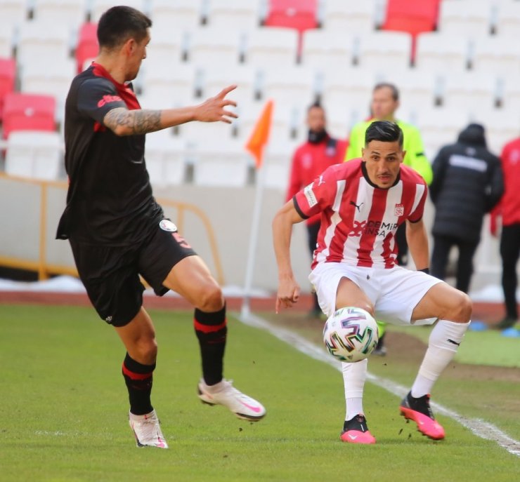 Süper Lig: D.G. Sivasspor: 1 - Karagümrük: 0 (Maç sonu)