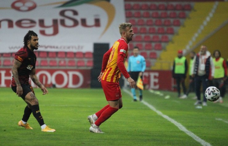 Süper Lig: Kayserispor: 0 - Galatasaray: 1 (İlk yarı)