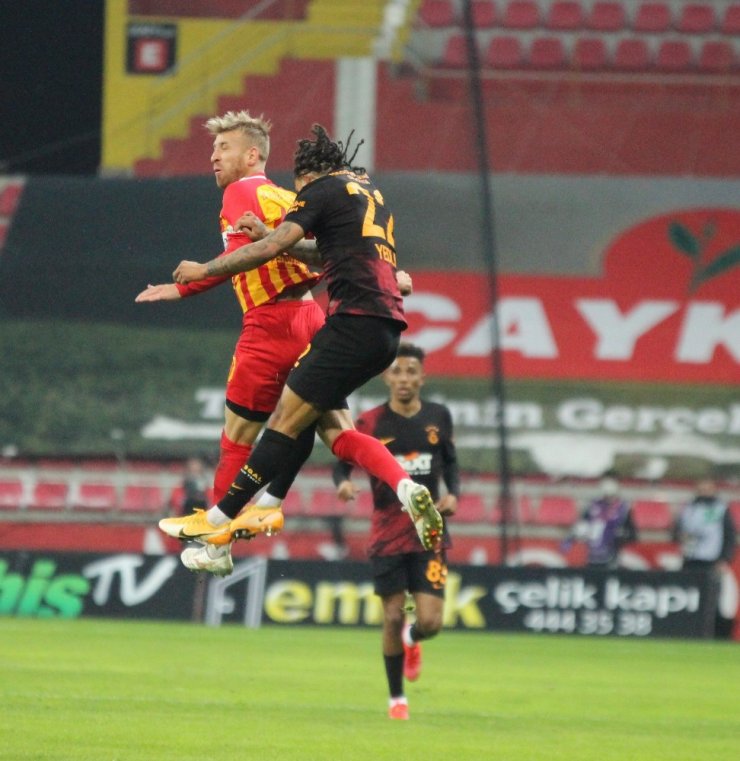 Süper Lig: Kayserispor: 0 - Galatasaray: 1 (İlk yarı)