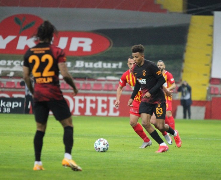 Süper Lig: Kayserispor: 0 - Galatasaray: 1 (İlk yarı)