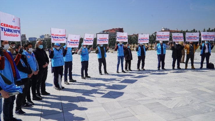 Suriyeli gençler, yardımlarından dolayı Türkiye ve Türk halkına teşekkür etti