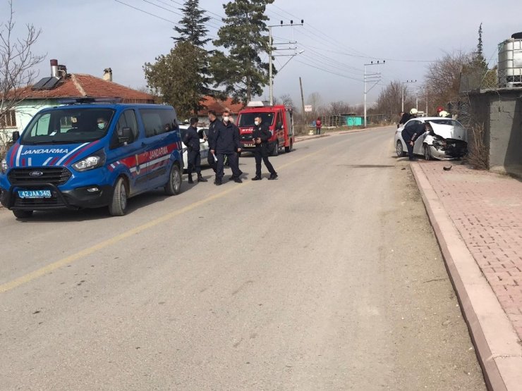 Konya’da iki otomobil çarpıştı: 1 yaralı