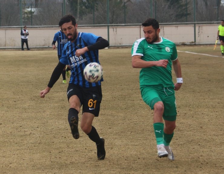 2. Lig Kırmızı Grup: Sivas Belediyespor: 1 - Karacabey Belediyespor: 1