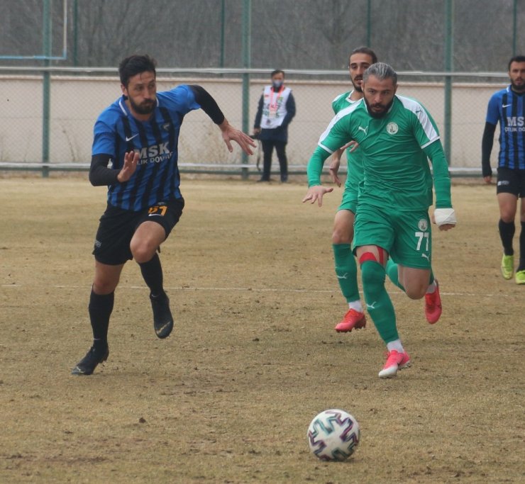 2. Lig Kırmızı Grup: Sivas Belediyespor: 1 - Karacabey Belediyespor: 1