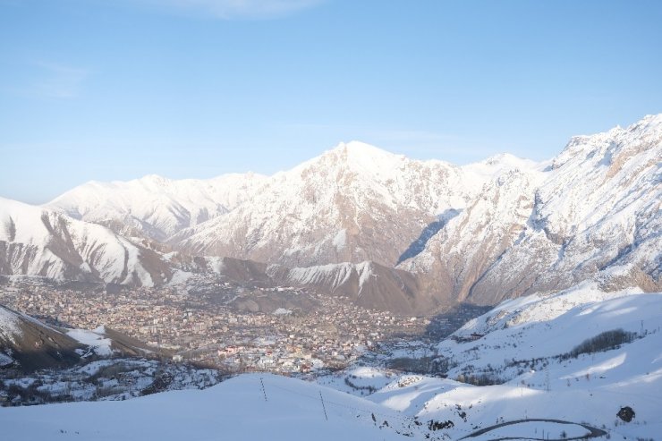 Burası Alp Dağları değil Mergabütan