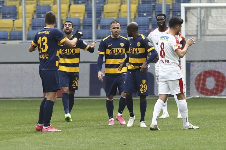 Süper Lig: MKE Ankaragücü:1 - Göztepe: 0 (İlk yarı)