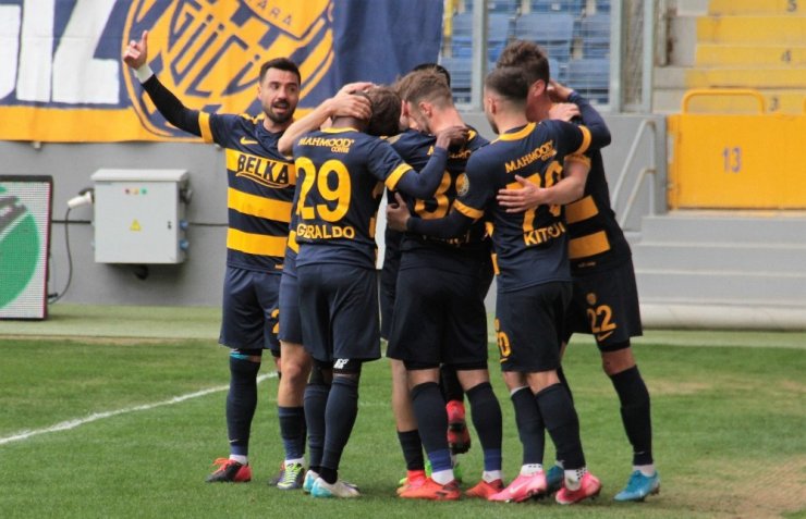 Süper Lig: MKE Ankaragücü:1 - Göztepe: 0 (İlk yarı)