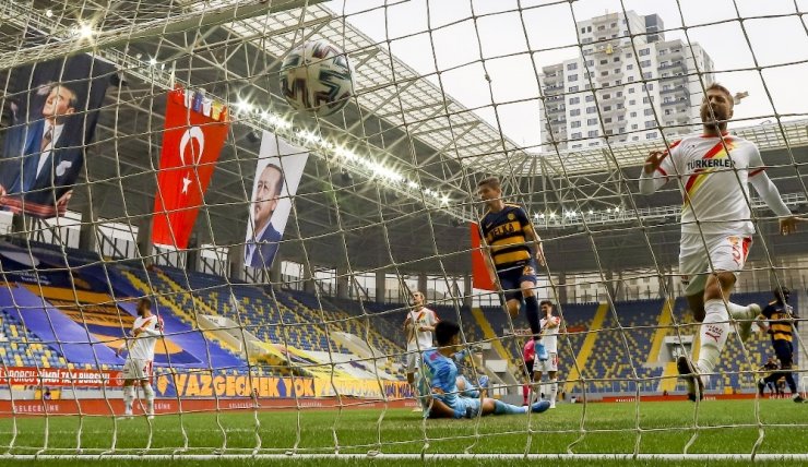 Süper Lig: MKE Ankaragücü: 3 - Göztepe: 0 (Maç sonucu)