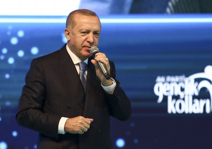 Cumhurbaşkanı Erdoğan gençlere seslendi: “Sakın örnek almayın”