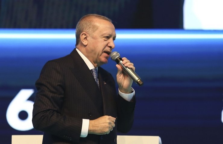 Cumhurbaşkanı Erdoğan gençlere seslendi: “Sakın örnek almayın”