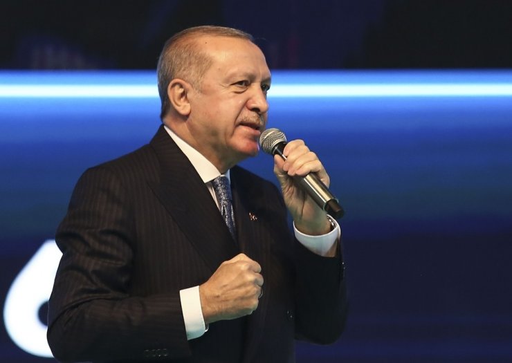 Cumhurbaşkanı Erdoğan gençlere seslendi: “Sakın örnek almayın”