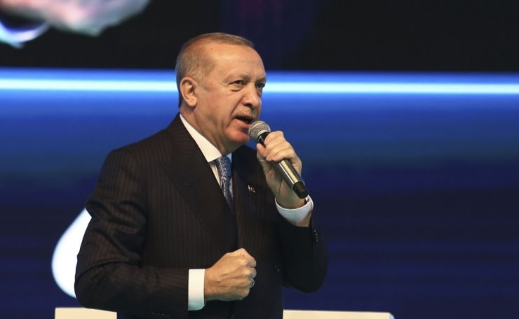 Cumhurbaşkanı Erdoğan gençlere seslendi: “Sakın örnek almayın”