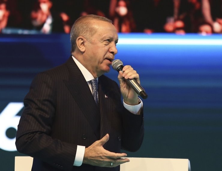 Cumhurbaşkanı Erdoğan gençlere seslendi: “Sakın örnek almayın”