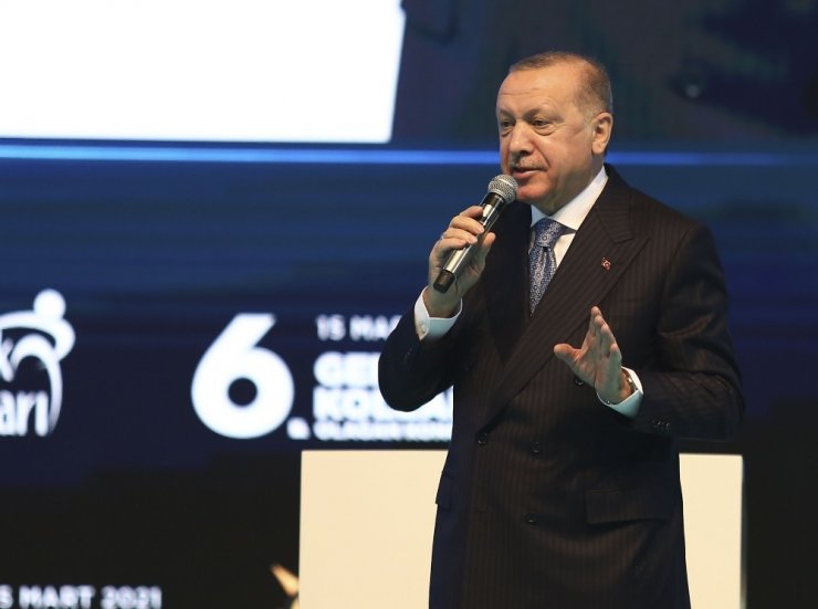 Cumhurbaşkanı Erdoğan gençlere seslendi: “Sakın örnek almayın”