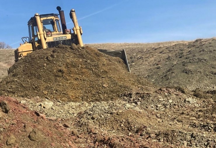 Kösrelik mesire alanındaki çalışmalar tam gaz devam ediyor