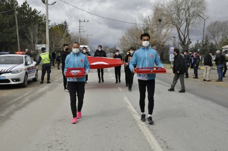 Çanakkale’den Ankara’ya giden ‘Kutsal Emanetler’ Eskişehir’de el değiştirdi