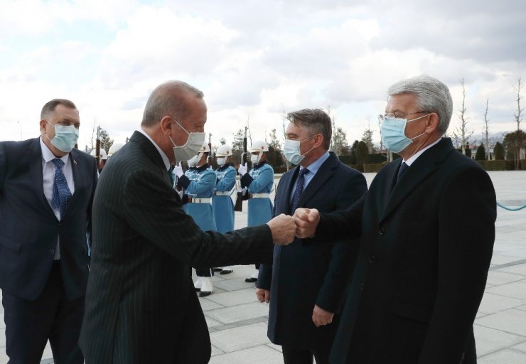 Cumhurbaşkanı Erdoğan, Bosna Hersek Devlet Başkanlığı Konseyi Başkanı Dodik’i resmi törenle karşıladı