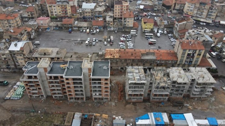 Karasoku Kentsel Dönüşüm Projesi’nde bloklar hızla yükseliyor