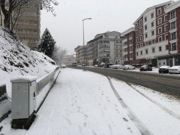 Ankara’da kar