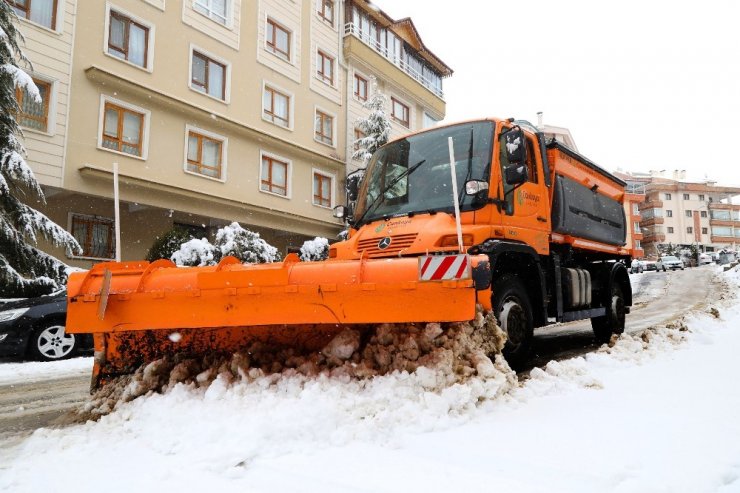 Çankaya’da kar seferberliği