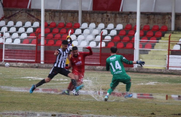 Nevşehir Belediyespor 2021 yılının ilk galibiyetini aldı