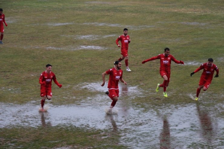 Nevşehir Belediyespor 2021 yılının ilk galibiyetini aldı