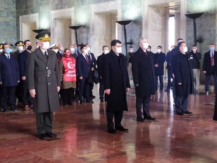 Anıtkabir’de 18 Mart Şehitleri’ni anma töreni düzenlendi