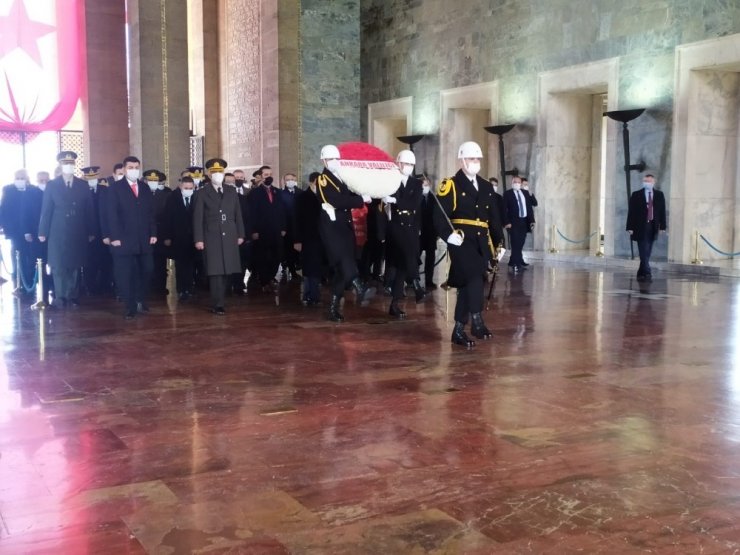 Anıtkabir’de 18 Mart Şehitleri’ni anma töreni düzenlendi