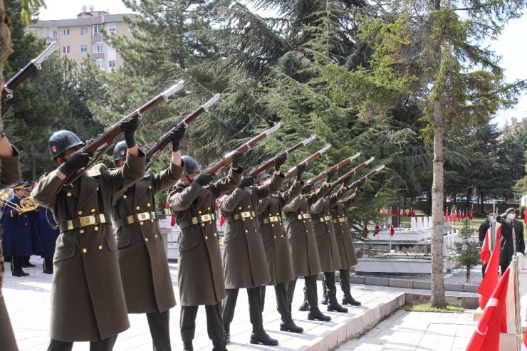 Çanakkale Zaferi’nin 106. yılında tüm şehitler anıldı