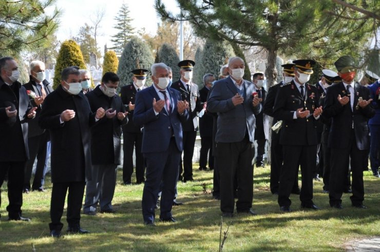 Karaman’da Şehitleri Anma Günü ve Çanakkale Zaferi’nin 106. yıldönümü etkinlikleri