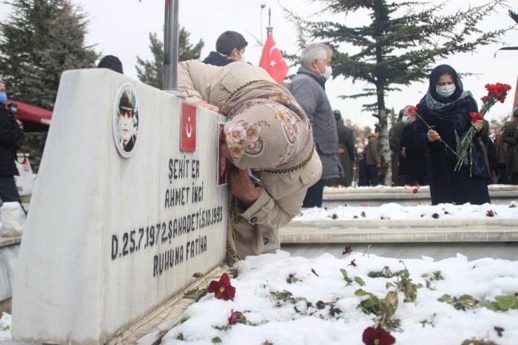 Şehitler Kayseri’de anıldı