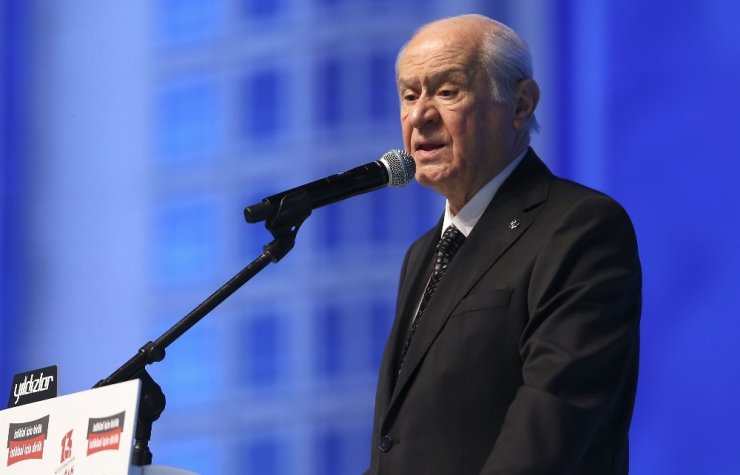 Bahçeli: "Biz devam edecek reform zincirini samimiyetle destekliyor, üzerimize düşen her sorumluluğu yerine getirmeye hazır olduğumuzu beyan ediyoruz" (1)