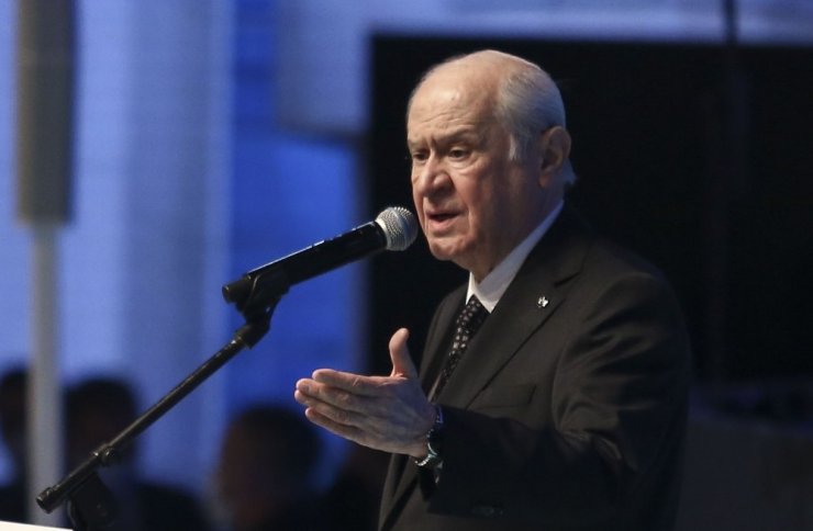 Bahçeli: "Ülkülerimizi, ilkelerimizi, ülkemizin haklarını, şehitlerimizin hatıralarını büyük bir sorumluluk duygusuyla temsil etmeyi ant olsun sürdüreceğim"