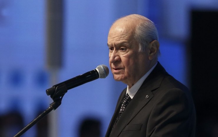 Bahçeli: "Ülkülerimizi, ilkelerimizi, ülkemizin haklarını, şehitlerimizin hatıralarını büyük bir sorumluluk duygusuyla temsil etmeyi ant olsun sürdüreceğim"