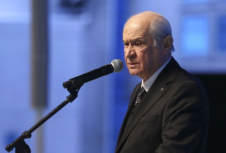 Bahçeli: "Ülkülerimizi, ilkelerimizi, ülkemizin haklarını, şehitlerimizin hatıralarını büyük bir sorumluluk duygusuyla temsil etmeyi ant olsun sürdüreceğim"