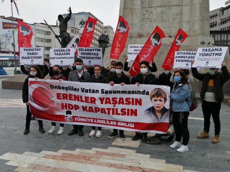 Liselilerden HDP kapatılsın talebi