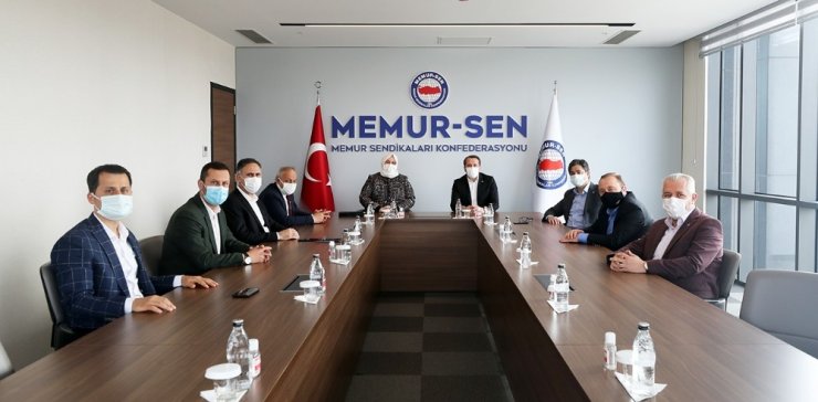 Bakan Selçuk’tan Memur-Sen’e ziyaret