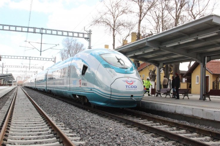 Konya-Karaman hızlı treni Mayıs sonunda sefere başlıyor