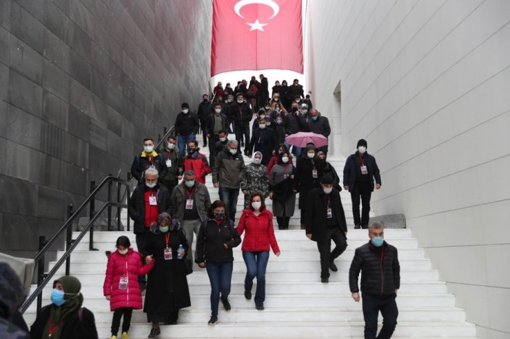 Çanakkale’den dönen şehit ailelerinden Başkan’a teşekkür