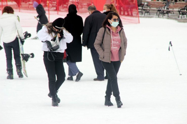 Erciyes’te hafta sonu yoğunluğu