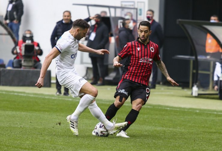 Süper Lig: Gençlerbirliği: 0 - Kasımpaşa: 0 (İlk yarı)