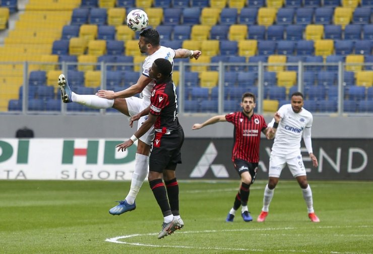 Süper Lig: Gençlerbirliği: 0 - Kasımpaşa: 0 (İlk yarı)