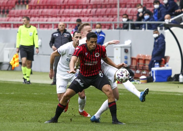 Süper Lig: Gençlerbirliği: 0 - Kasımpaşa: 0 (İlk yarı)