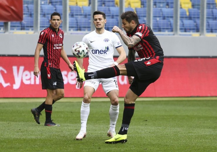 Süper Lig: Gençlerbirliği: 2 - Kasımpaşa: 1 (Maç Sonucu)