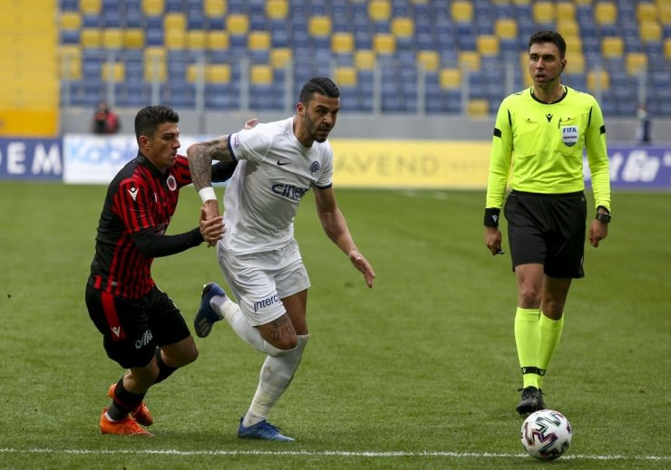 Süper Lig: Gençlerbirliği: 2 - Kasımpaşa: 1 (Maç Sonucu)