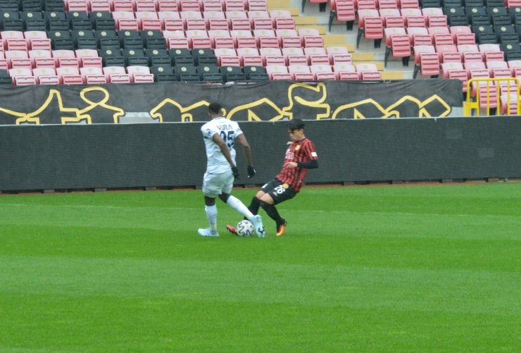 TFF 1. Lig: Eskişehirspor: 1 - Adana Demirspor: 1