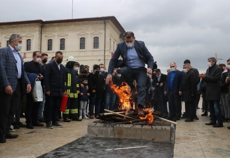 Nevruz kutlamasında dikkat çeken görüntü